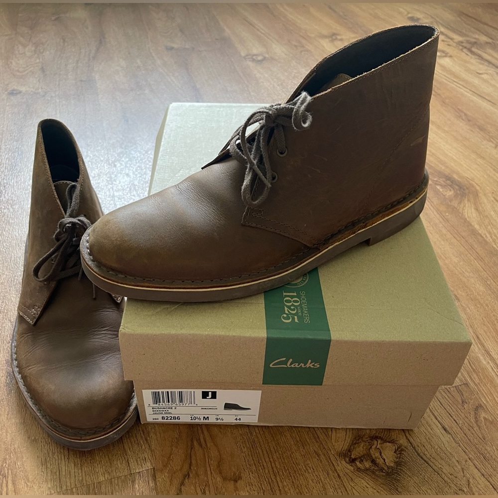 Men’s CLARKS BUSHACRE 2 CHUKKA BOOTS 10.5